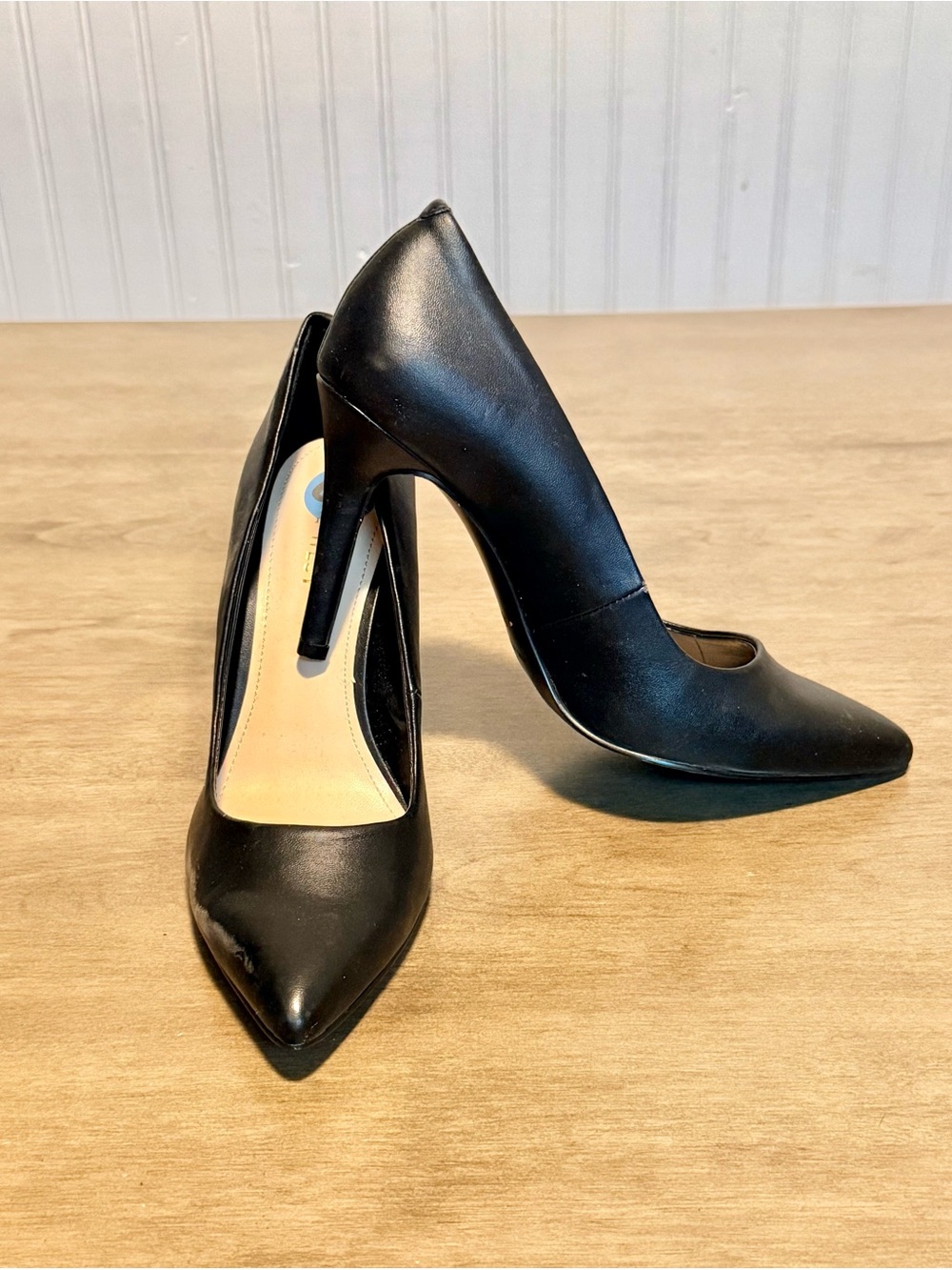 Nine West Black Vegan Leather Pointed-Toe High Heel Pumps SZ.6.5